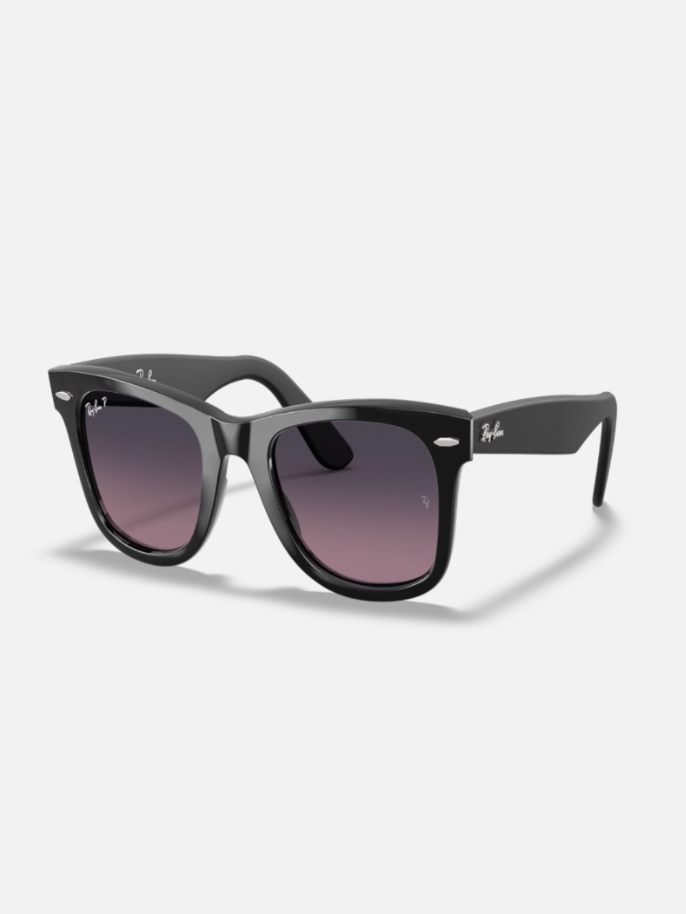 Ray-Ban Black Wayfarer Sunglasses with Polarized lenses
